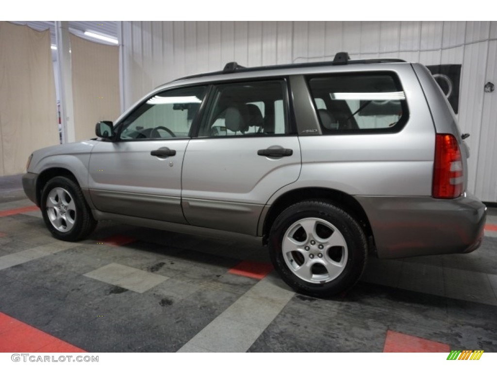 2004 Forester 2.5 XS - Platinum Silver Metallic / Gray photo #11