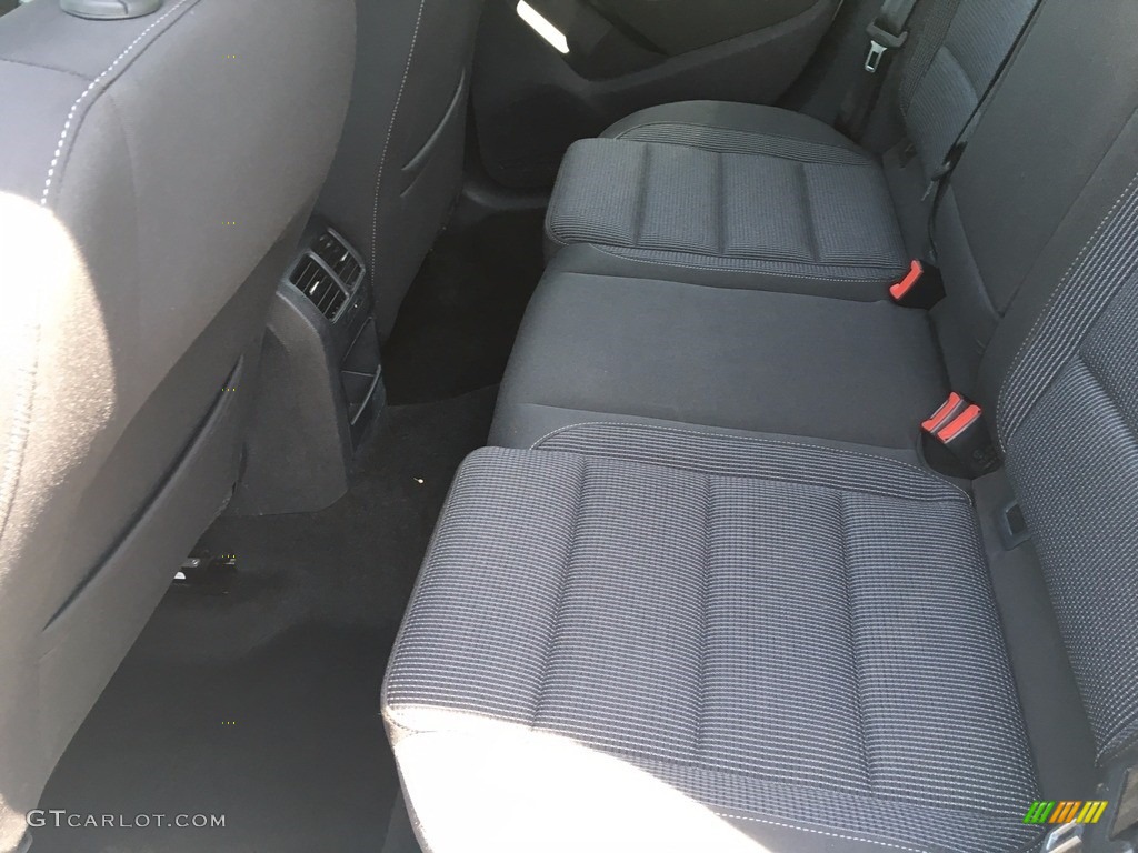 2013 Golf 4 Door TDI - Candy White / Titan Black photo #30