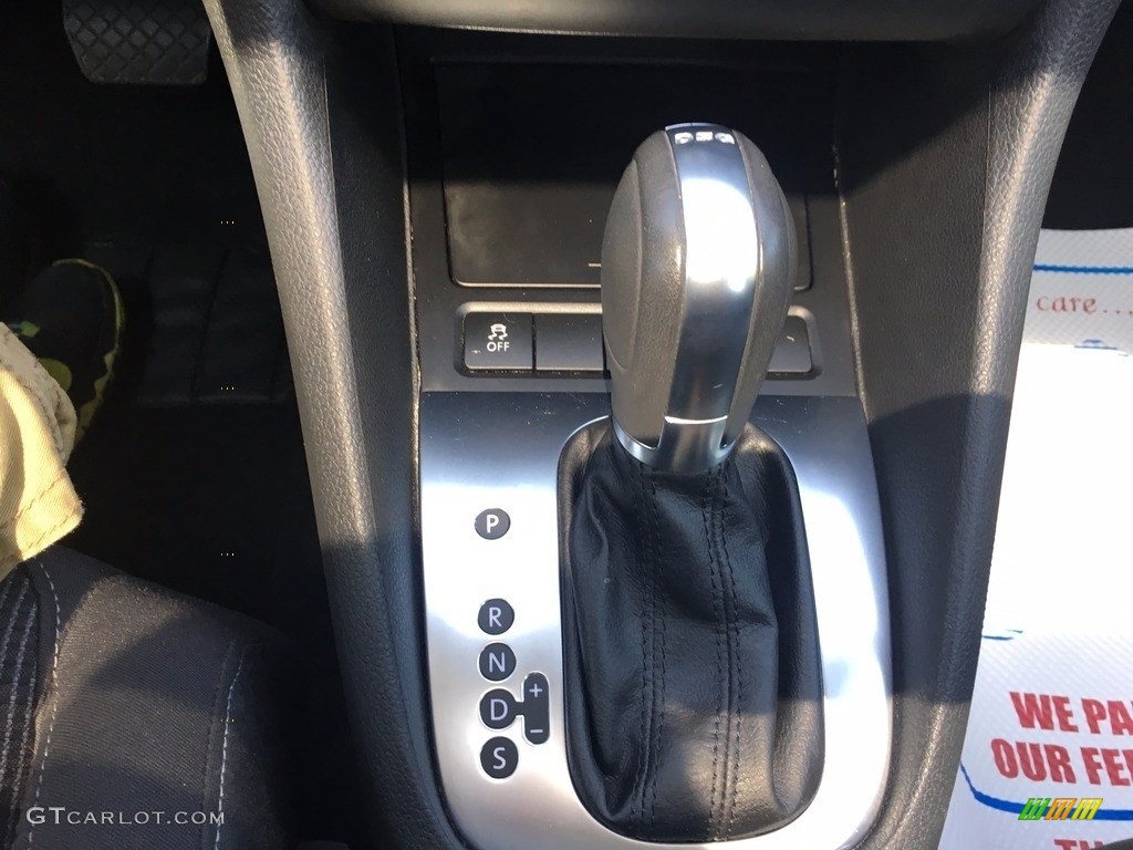 2013 Golf 4 Door TDI - Candy White / Titan Black photo #39