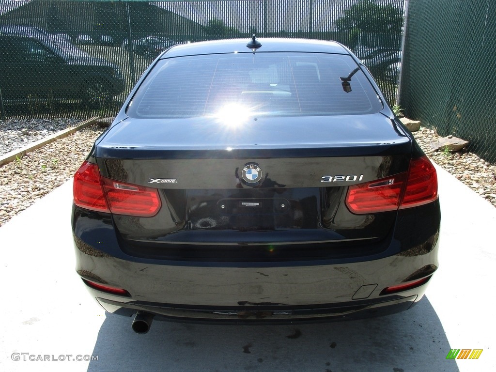 2013 3 Series 320i xDrive Sedan - Jet Black / Black photo #9
