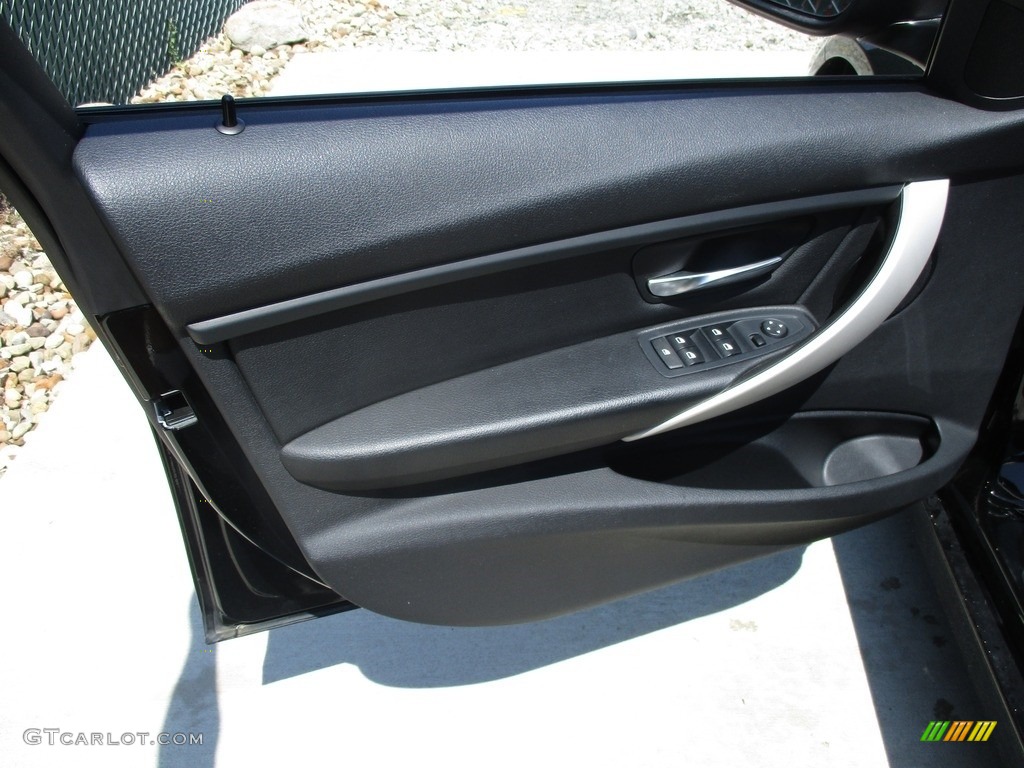 2013 3 Series 320i xDrive Sedan - Jet Black / Black photo #10