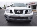 Glacier White - Frontier SL Crew Cab 4x4 Photo No. 2