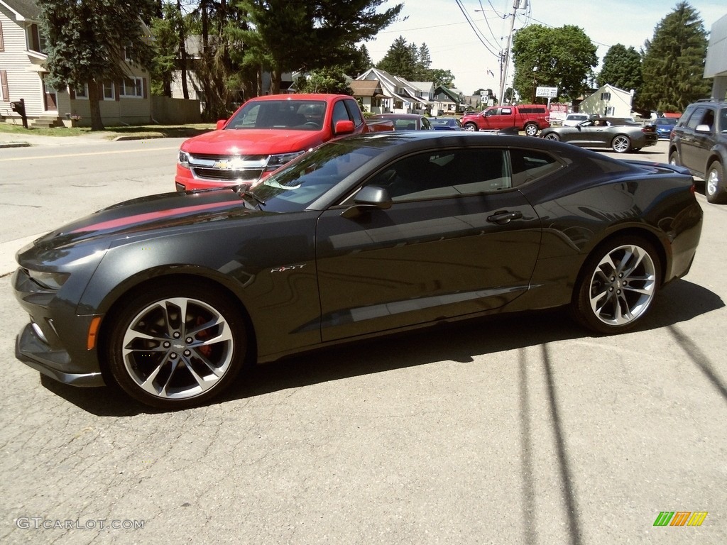 2017 Chevrolet Camaro LT Coupe 50th Anniversary Exterior Photos