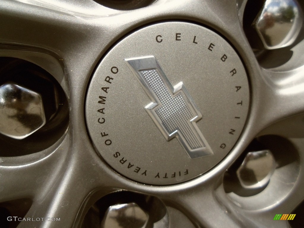 2017 Chevrolet Camaro SS Convertible 50th Anniversary Marks and Logos Photo #114578295