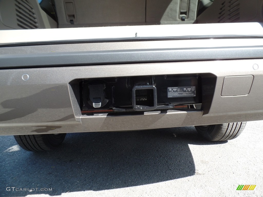 2016 Suburban LS 4WD - Brownstone Metallic / Cocoa/Dune photo #23