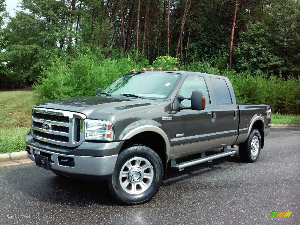 2006 F250 Super Duty Lariat Crew Cab 4x4 - Dark Stone Metallic / Tan photo #2