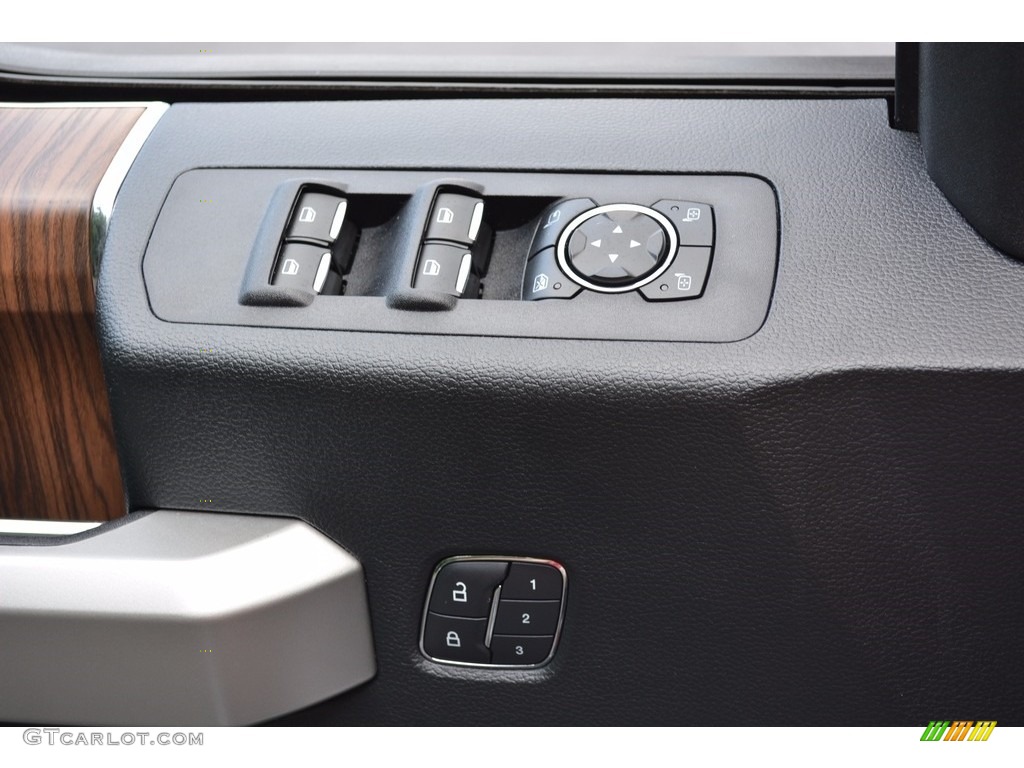 2016 F150 Lariat SuperCrew 4x4 - Ingot Silver / Black photo #55