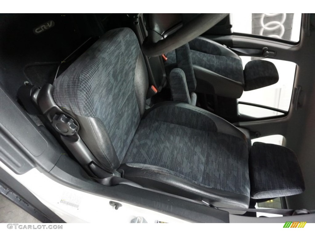 2004 CR-V LX 4WD - Taffeta White / Black photo #24