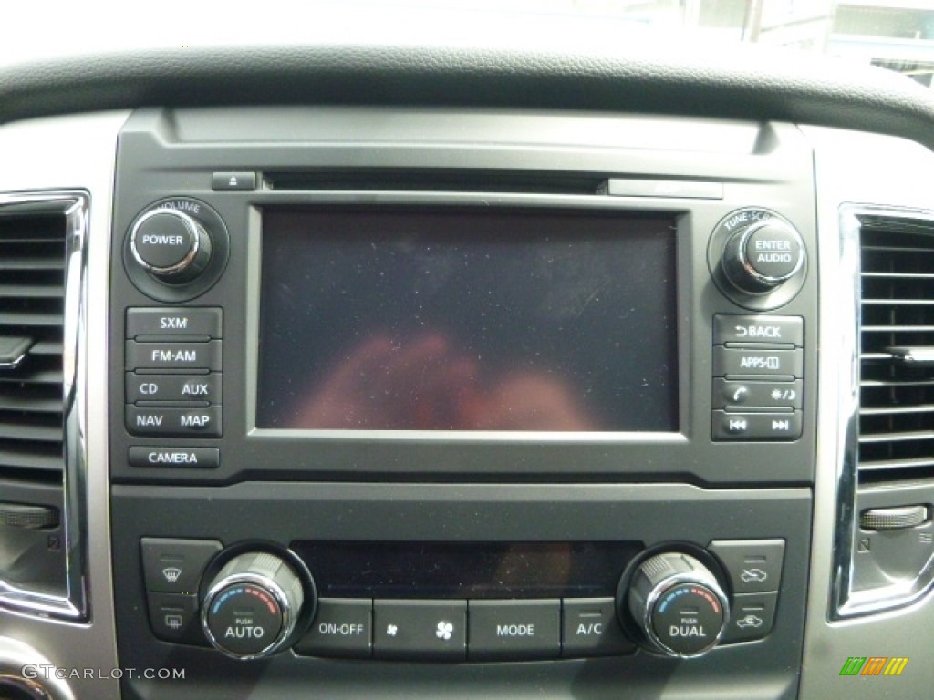 2016 Nissan TITAN XD PRO-4X Crew Cab 4x4 Controls Photo #114591507