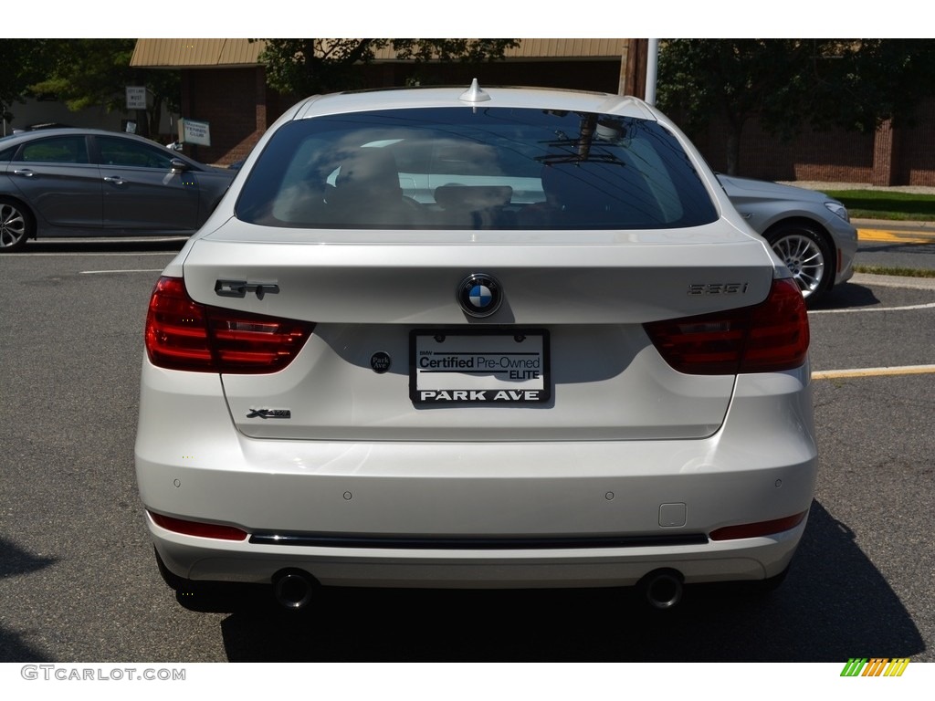 2016 3 Series 335i xDrive Gran Turismo - Mineral White Metallic / Coral Red photo #4