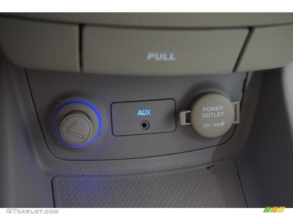 2007 Elantra Limited Sedan - Seattle Light Blue / Beige photo #39