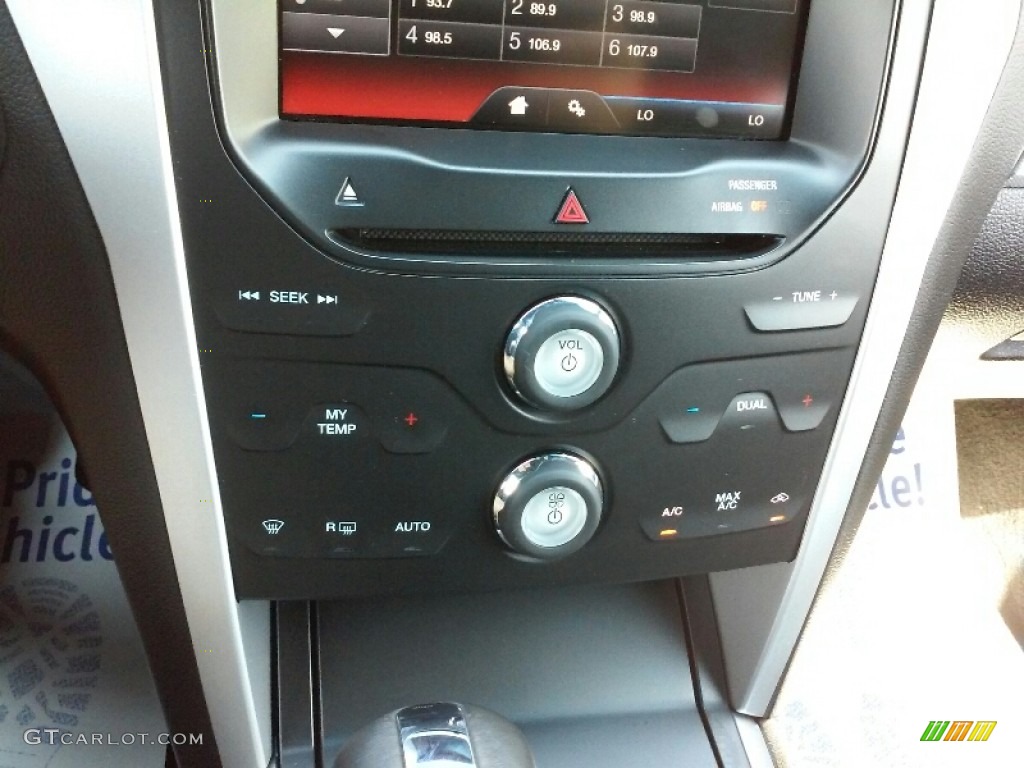 2015 Explorer XLT 4WD - Deep Impact Blue / Charcoal Black photo #14