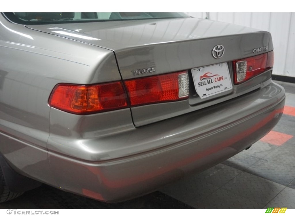 2000 Camry CE - Antique Sage Pearl / Gray photo #60