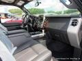 Shadow Black - F350 Super Duty Lariat Crew Cab 4x4 DRW Photo No. 33