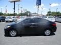 2016 Ultra Black Hyundai Accent SE Sedan  photo #4