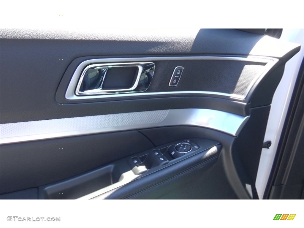 2017 Explorer XLT 4WD - White Platinum / Ebony Black photo #12