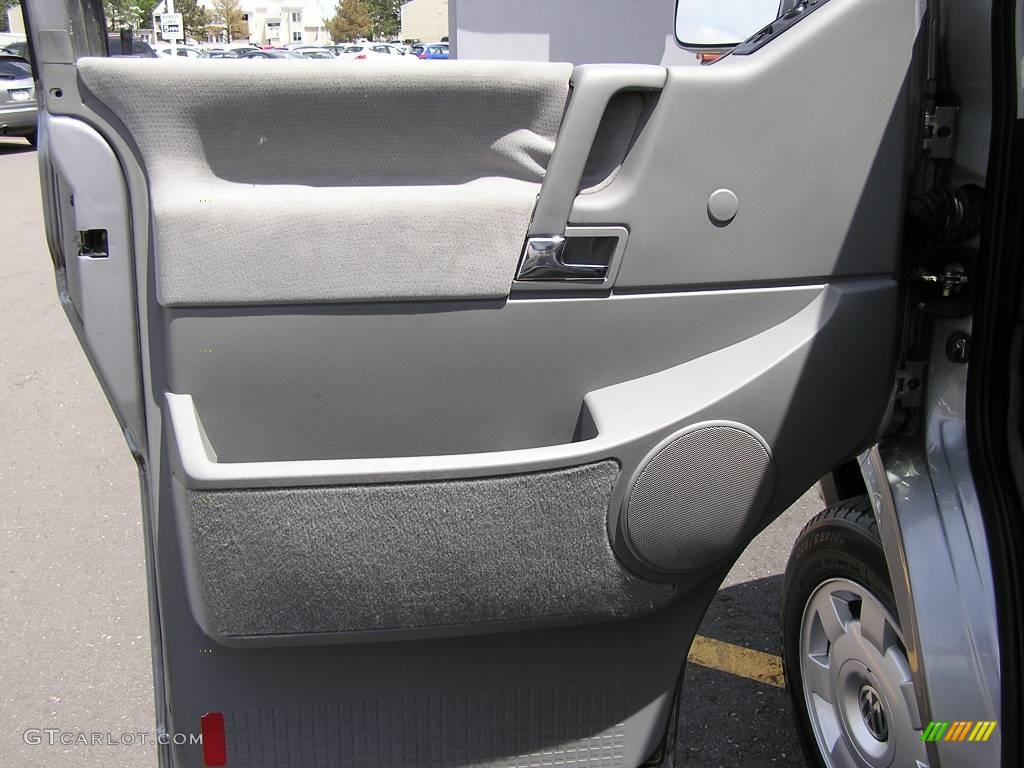 2000 EuroVan MV - Silver Gray / Gray photo #13