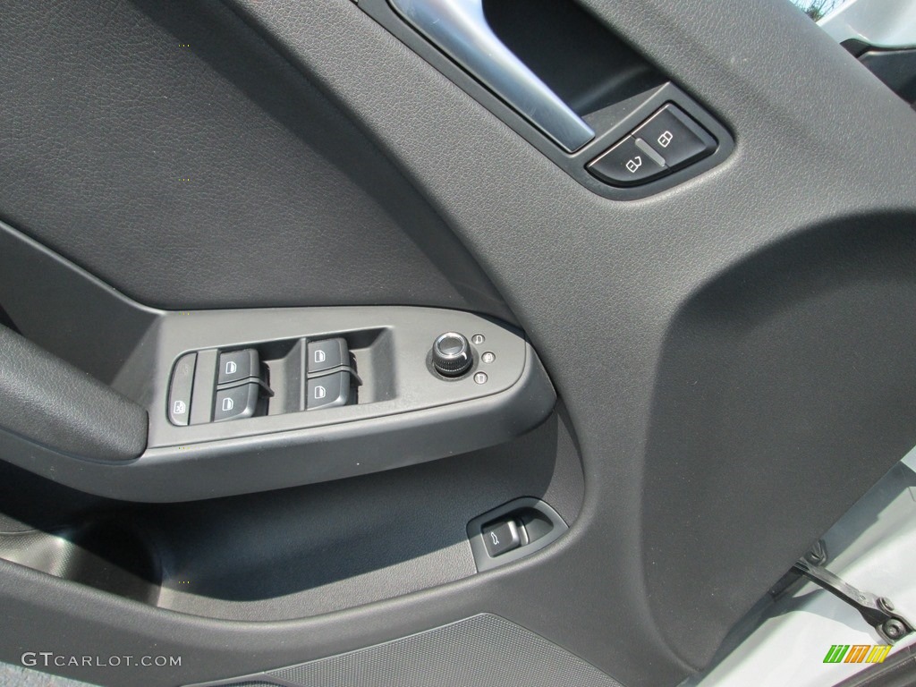 2011 A4 2.0T quattro Sedan - Ice Silver Metallic / Black photo #14
