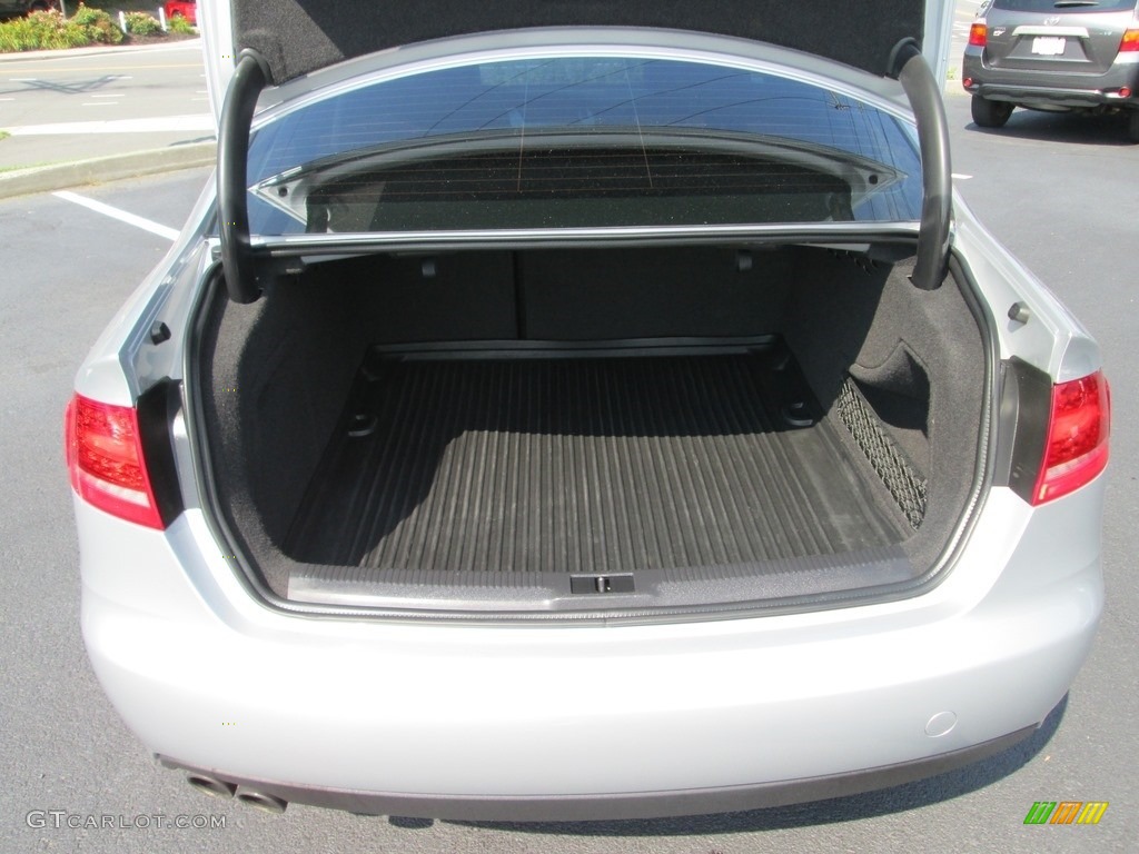 2011 A4 2.0T quattro Sedan - Ice Silver Metallic / Black photo #18