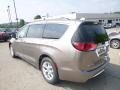 2017 Molten Silver Chrysler Pacifica Touring L  photo #5