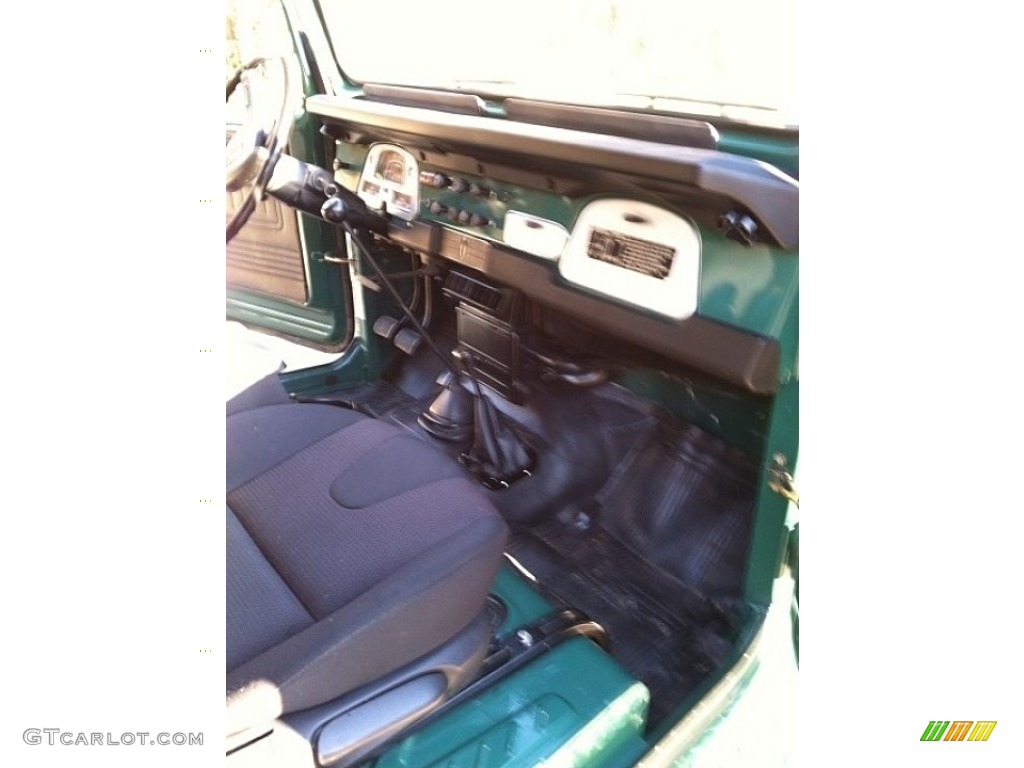 1977 Land Cruiser FJ40 - Rustic Green / Black photo #17