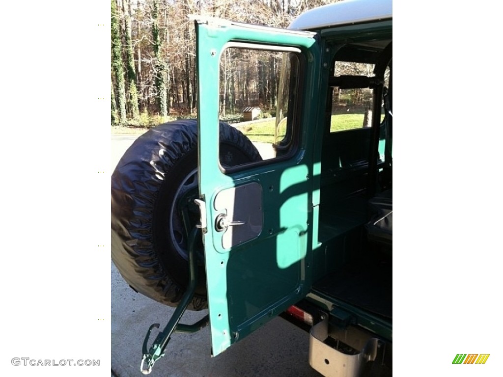1977 Land Cruiser FJ40 - Rustic Green / Black photo #21