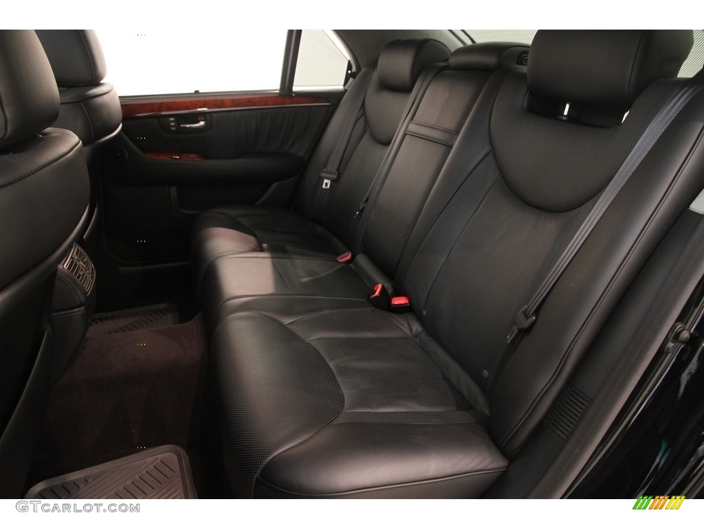 2005 LS 430 Sedan - Black Onyx / Black photo #28