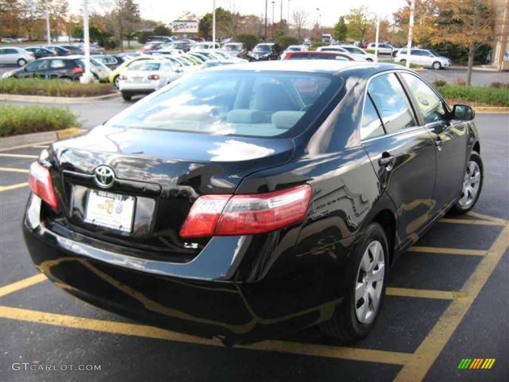 2007 Camry LE - Black / Ash photo #5