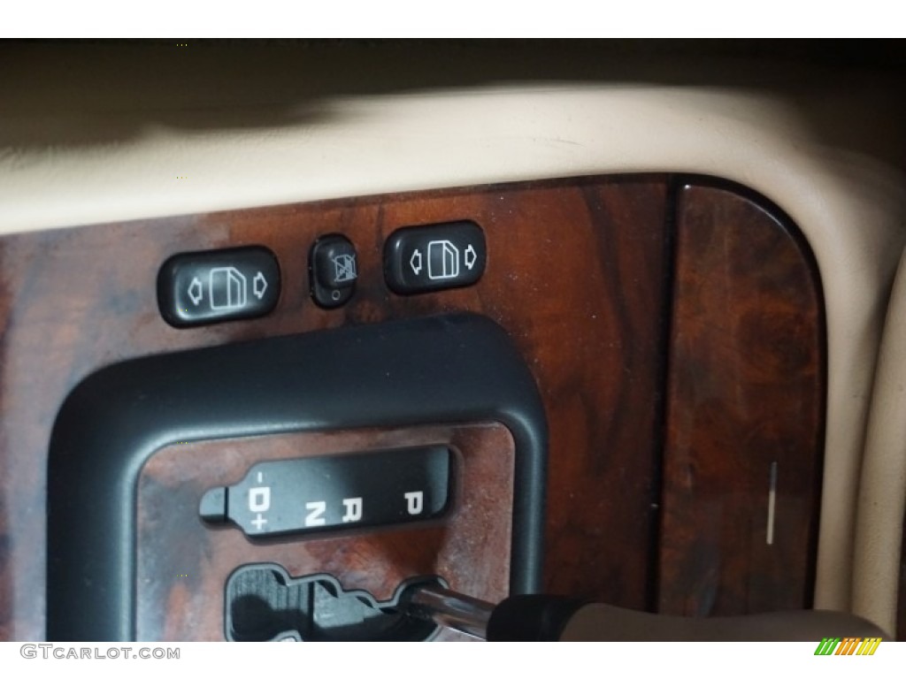 2003 ML 320 4Matic - Black Opal Metallic / Java photo #44