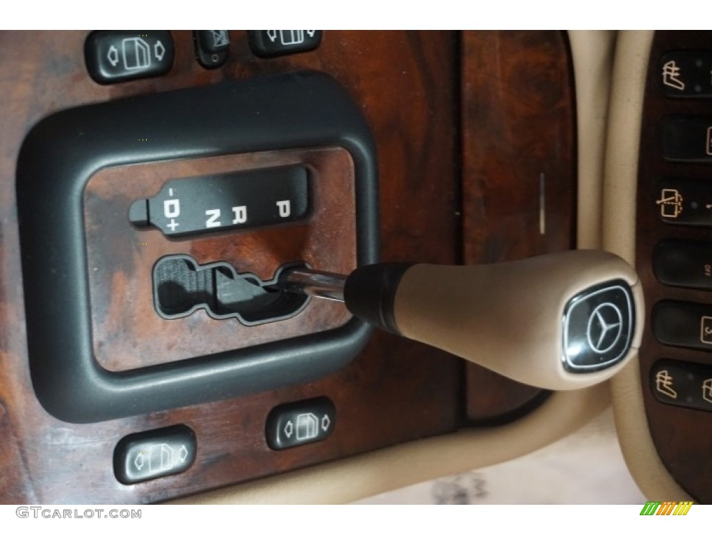 2003 ML 320 4Matic - Black Opal Metallic / Java photo #45