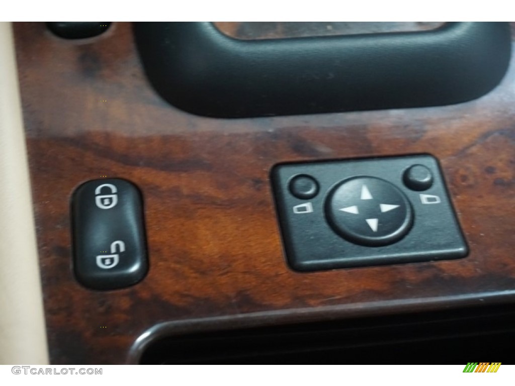 2003 ML 320 4Matic - Black Opal Metallic / Java photo #47