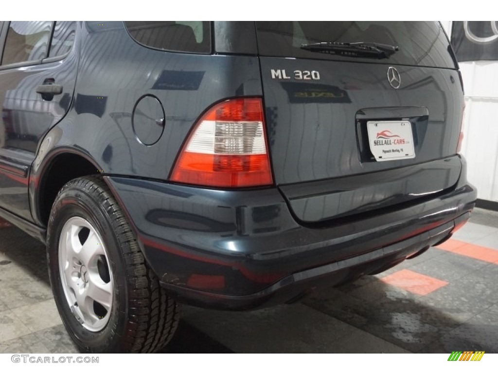 2003 ML 320 4Matic - Black Opal Metallic / Java photo #73