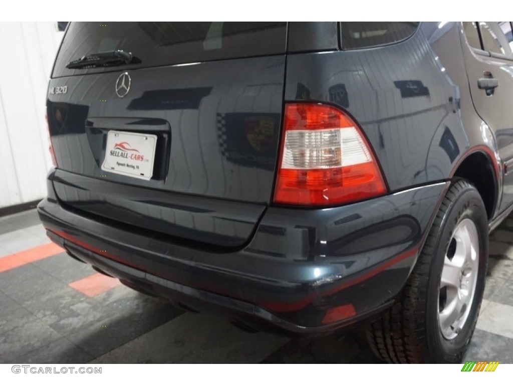 2003 ML 320 4Matic - Black Opal Metallic / Java photo #74