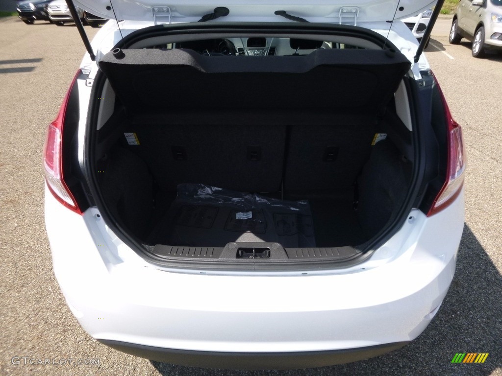 2016 Fiesta SE Hatchback - Oxford White / Charcoal Black photo #5