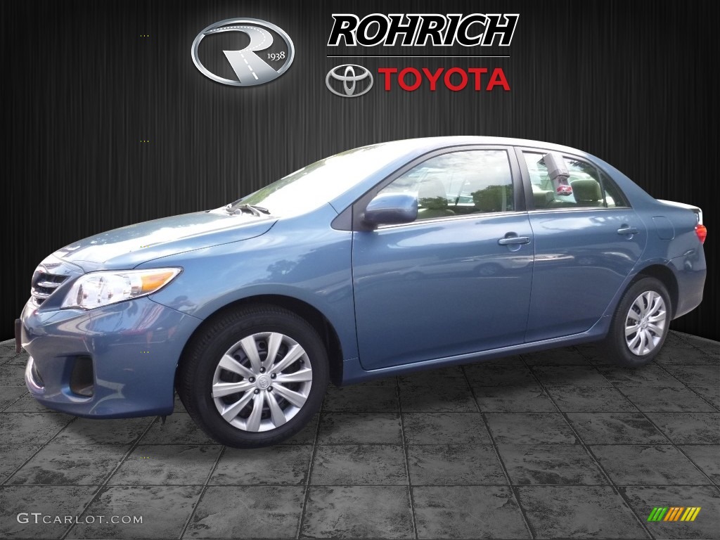 2013 Corolla LE - Tropical Sea Metallic / Ash photo #3