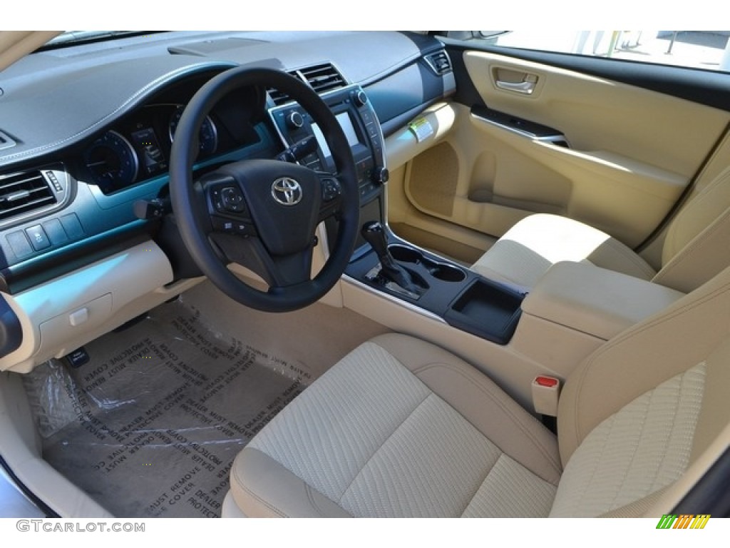 Almond Interior 2017 Toyota Camry LE Photo #114656734
