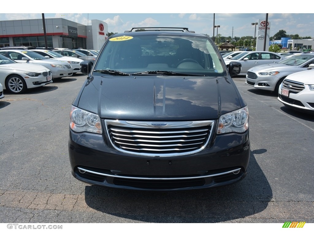 2014 Town & Country Touring - True Blue Pearl / Black/Light Graystone photo #28