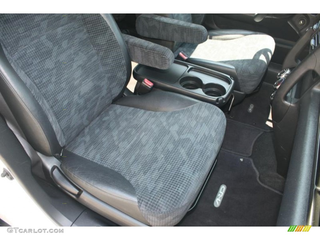 2004 CR-V LX 4WD - Taffeta White / Black photo #61