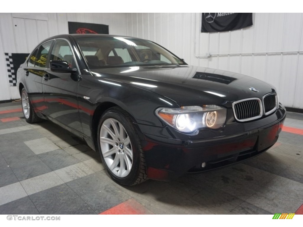 2002 7 Series 745i Sedan - Black Sapphire Metallic / Black photo #5