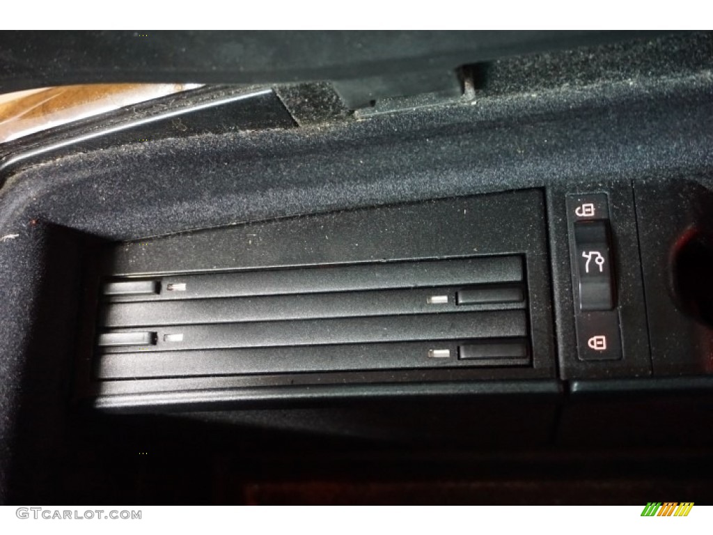 2002 7 Series 745i Sedan - Black Sapphire Metallic / Black photo #55