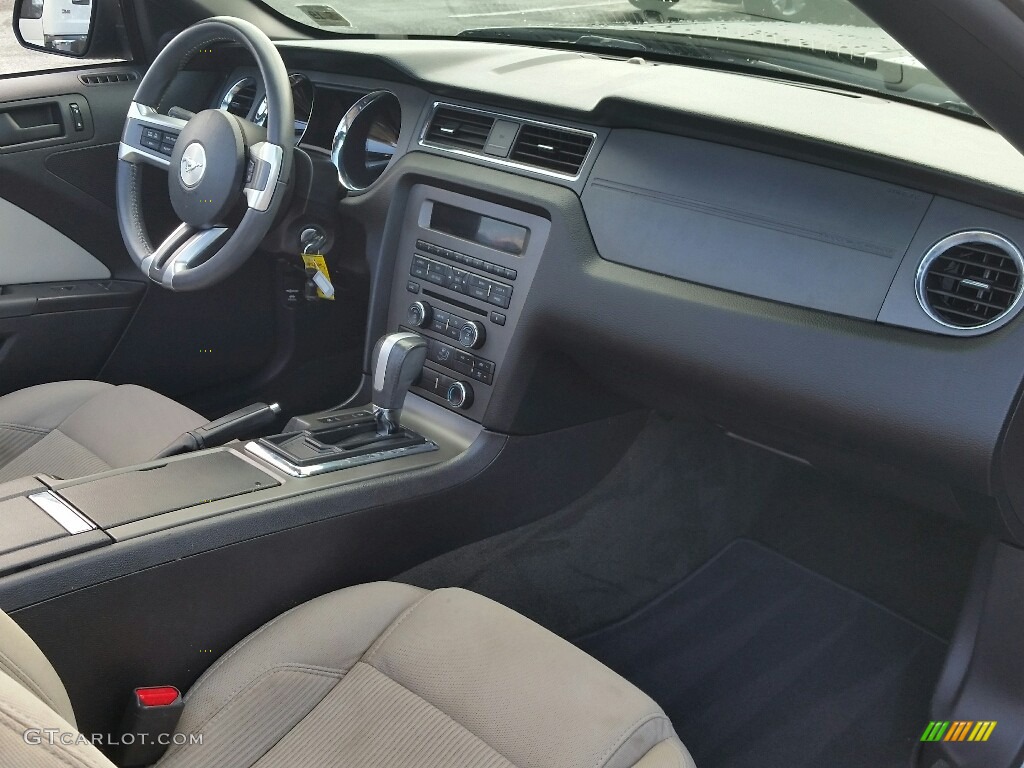 2014 Mustang V6 Convertible - Sterling Gray / Medium Stone photo #24