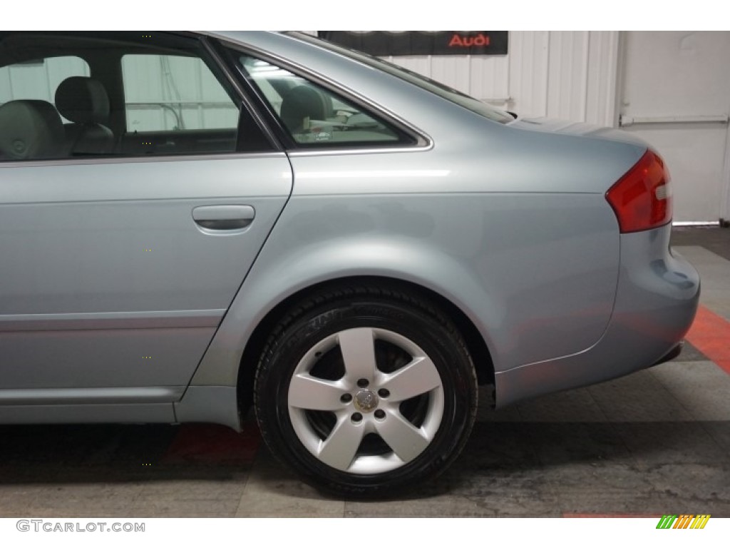 2002 A6 3.0 quattro Sedan - Crystal Blue Metallic / Beige photo #69