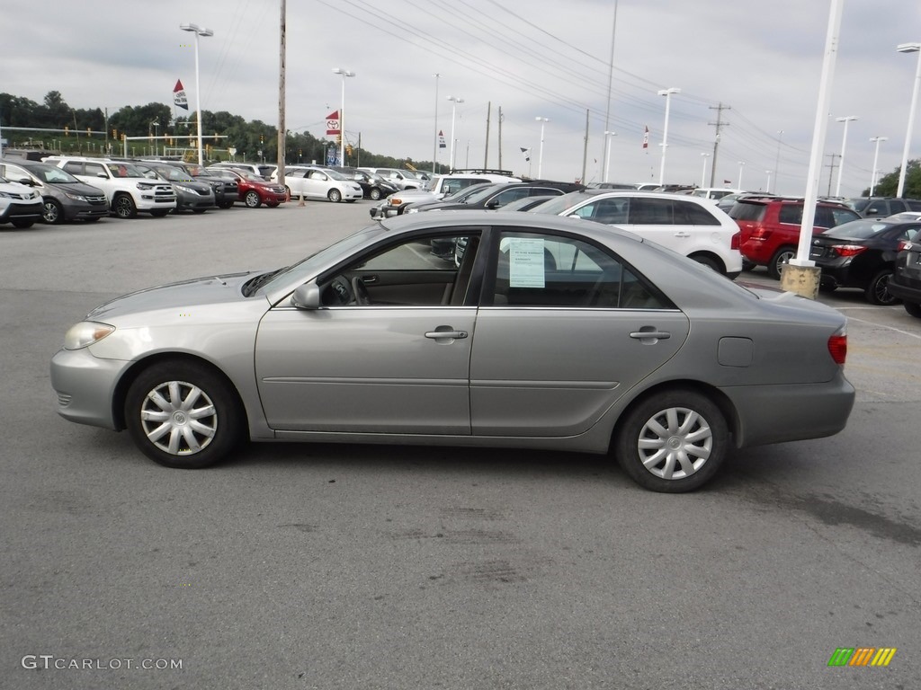 2006 Camry LE - Mineral Green Opal / Taupe photo #5