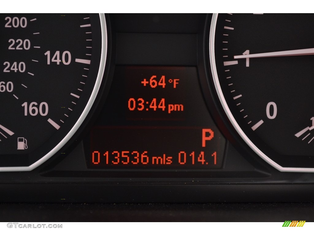2013 1 Series 135i Convertible - Alpine White / Black photo #21
