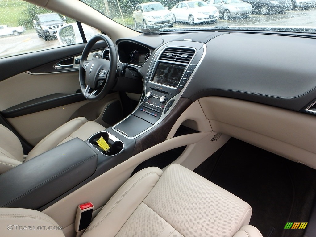 2016 Lincoln MKX Reserve AWD Cappuccino Dashboard Photo #114692812