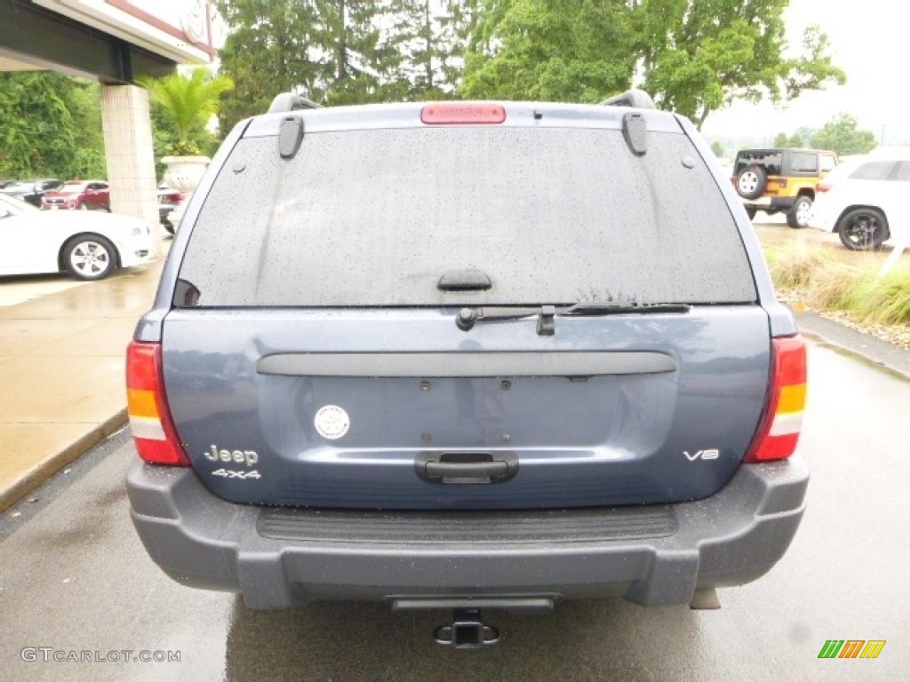2004 Grand Cherokee Laredo 4x4 - Steel Blue Pearl / Dark Slate Gray photo #12