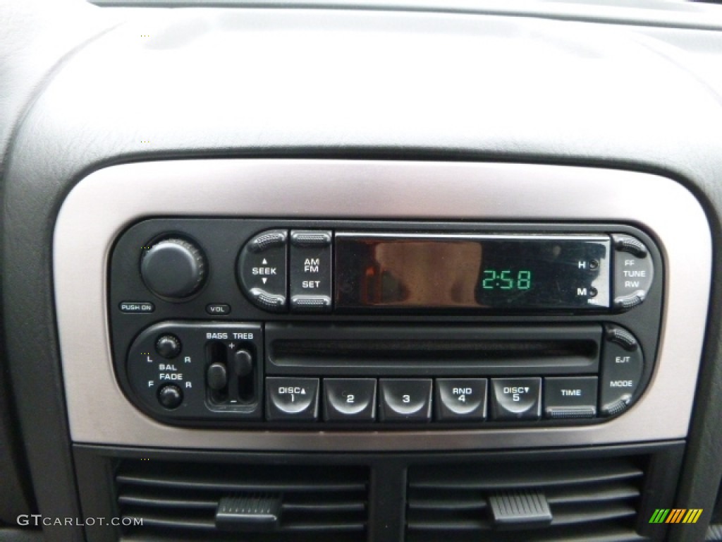 2004 Grand Cherokee Laredo 4x4 - Steel Blue Pearl / Dark Slate Gray photo #17