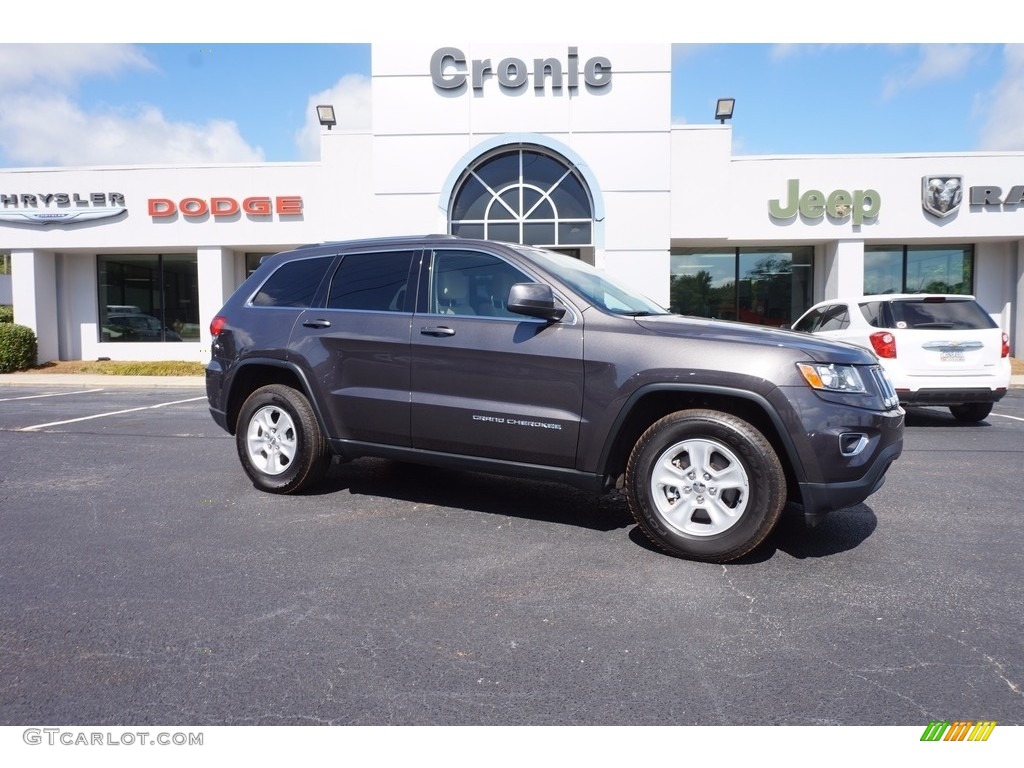 Granite Crystal Metallic Jeep Grand Cherokee