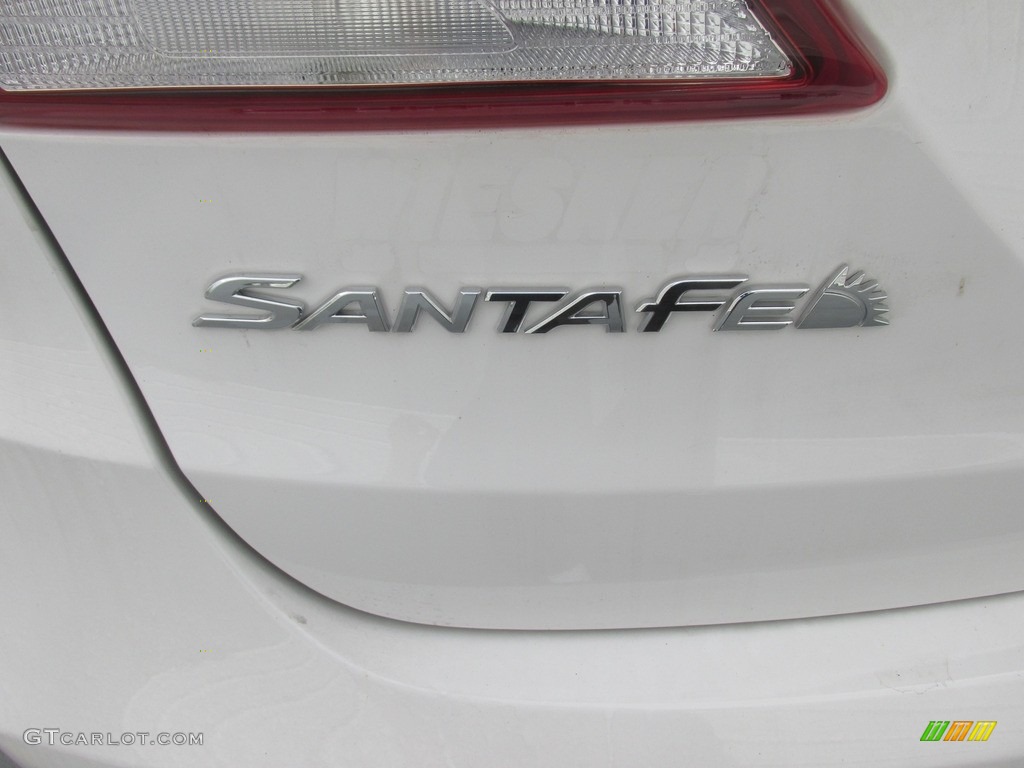 2017 Santa Fe SE - Monaco White / Gray photo #13