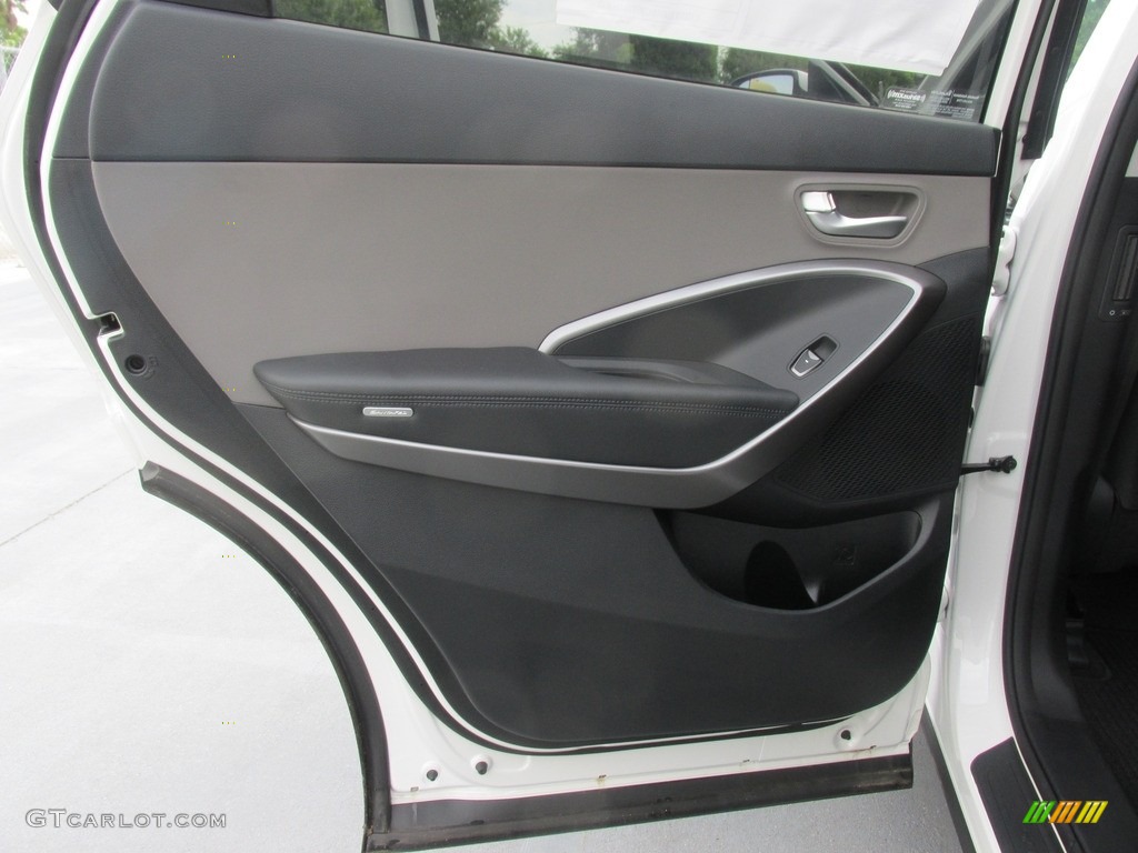 2017 Hyundai Santa Fe SE Gray Door Panel Photo #114707599